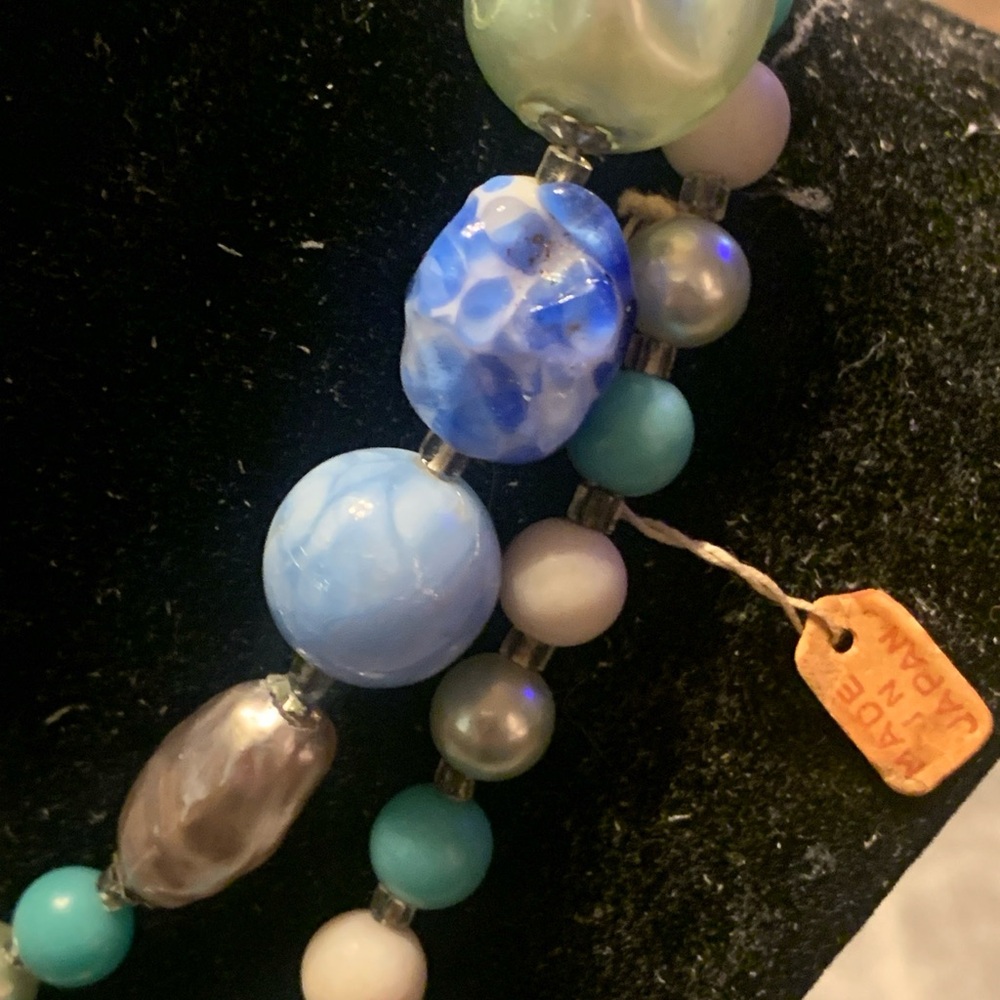 Vintage Beaded Necklace - Blue and Pearl